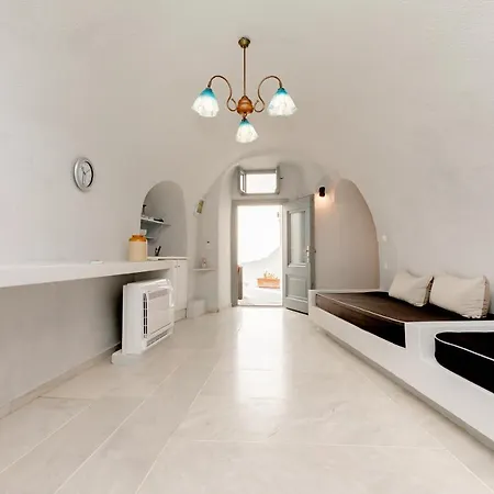 Penzion Noni Fira (Santorini)